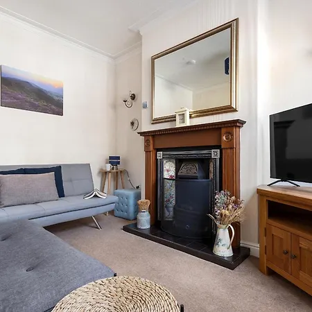 The Colenso - Stunning Period With Free Parking *