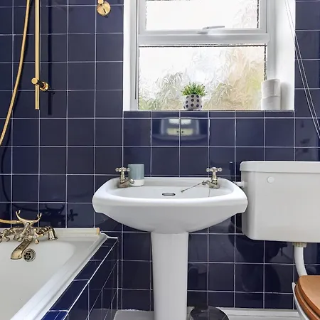Holiday home The Colenso - Stunning Period With Free Parking *